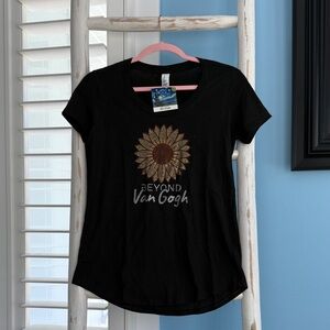 Beyond Van Gogh Souvenir T-Shirt Sunflower